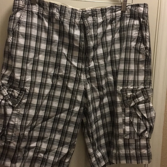 nike pro shorts foot locker